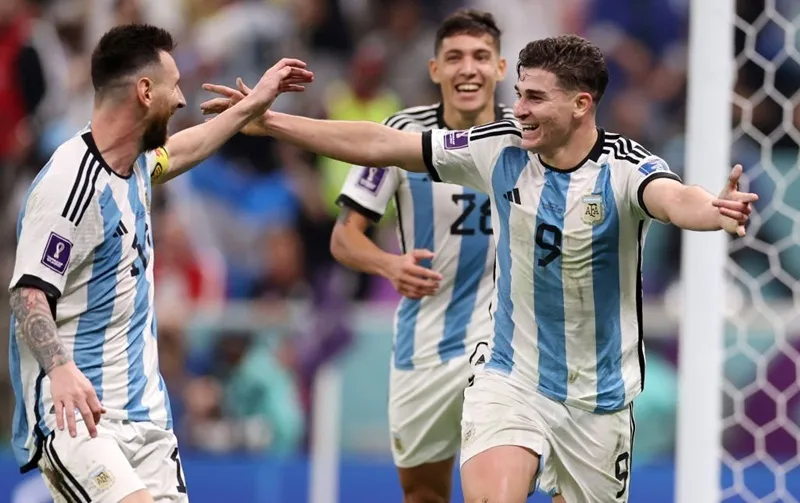 Lionel Messi: “Cú sốc ngày ra quân đã giúp Argentina đi đến trận cuối cùng” ảnh 2