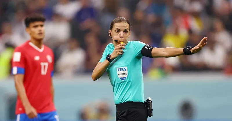 Trọng tài nữ đầu tiên tại VCK World Cup nam
