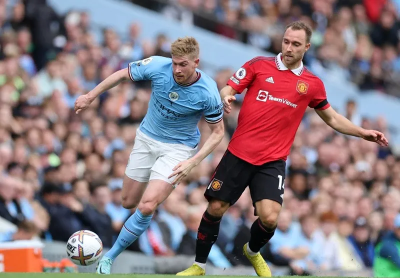 Có thể bây giờ Man.City vẫn đang mạnh hơn Man.United, nhưng tốc độ hồi sinh của Man đỏ thật đáng nể. Có thể bây giờ Man.City vẫn đang mạnh hơn Man.United, nhưng tốc độ hồi sinh của Man đỏ thật đáng nể.