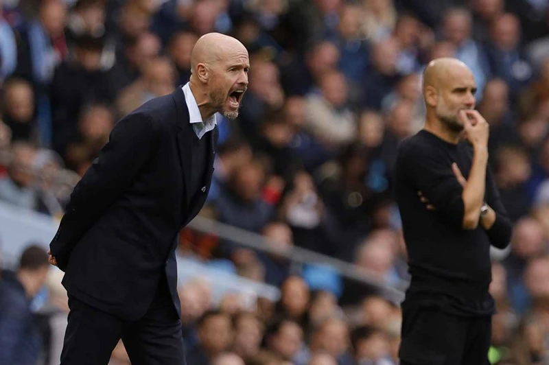 HLV Erik ten Hag tự tin đã sẵn sàng tư thế để đối đầu sòng phẳng với Pep Guardiola.