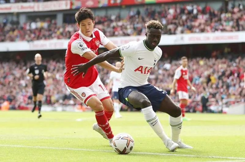 Lần cuối cùng Pháo thủ thắng cả 2 lượt trận derby bắc London trong một mùa giải là 2013-2014 Lần cuối cùng Pháo thủ thắng cả 2 lượt trận derby bắc London trong một mùa giải là 2013-2014