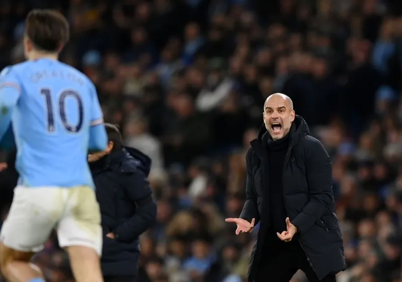 Nhà cầm quân người Tây Ban Nha liên tục phải thúc giục các học trò.