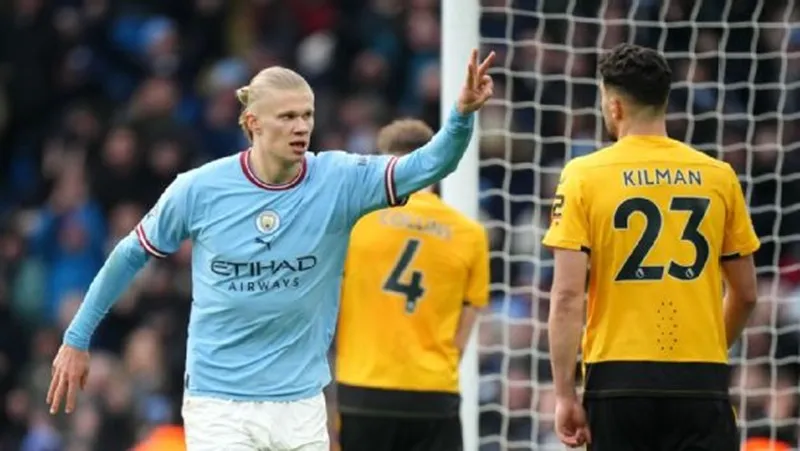 Erling Haaland phá vỡ kỷ lục cầu thủ lập 4 hat-trick nhanh nhất tại Premier League.