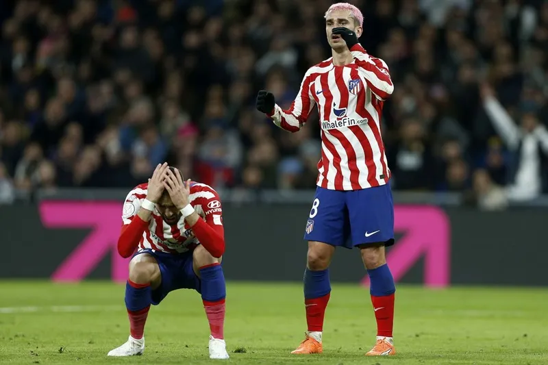 Atletico Madrid dừng bước ở tứ kết cúp Nhà Vua và gần như sớm rơi vào cảnh trắng tay.