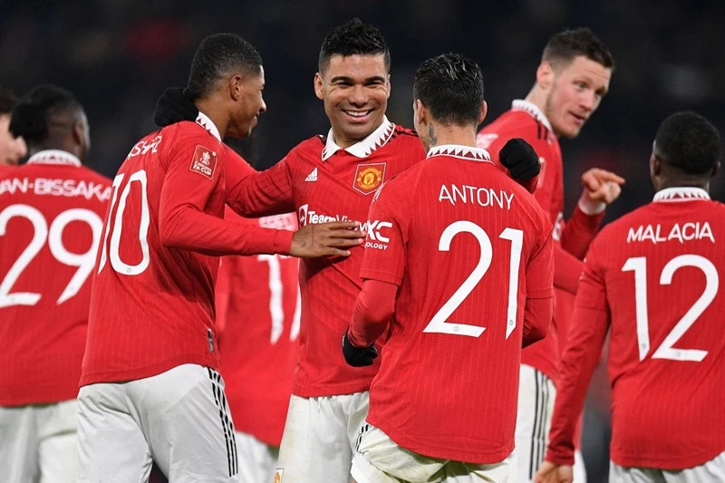 Casemiro đã tỏa sáng với cú đúp để giúp Man.United ung dung vào vòng 5 FA Cup.