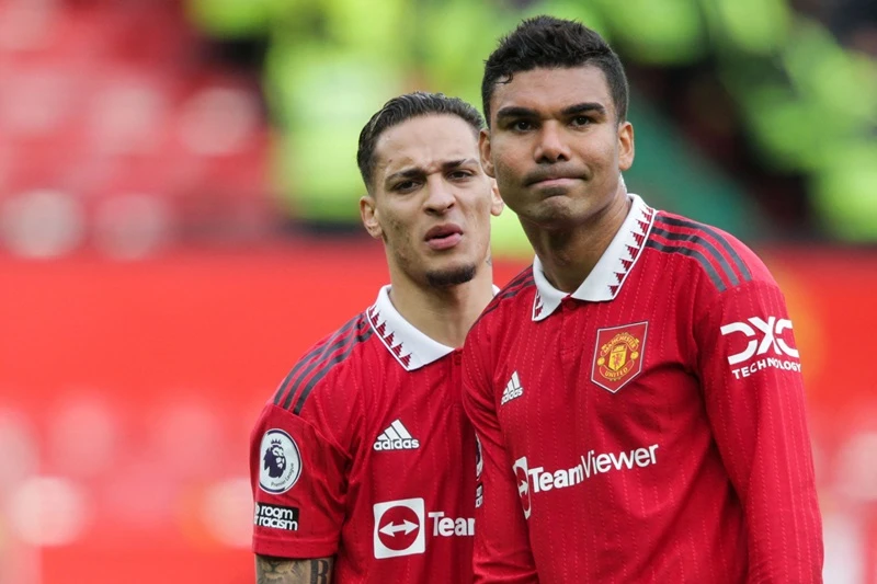 Bộ đôi người Brazil, Antony và Casemiro của Man.United nằm trong số 10 vụ chuyển nhượng lớn nhất năm qua.