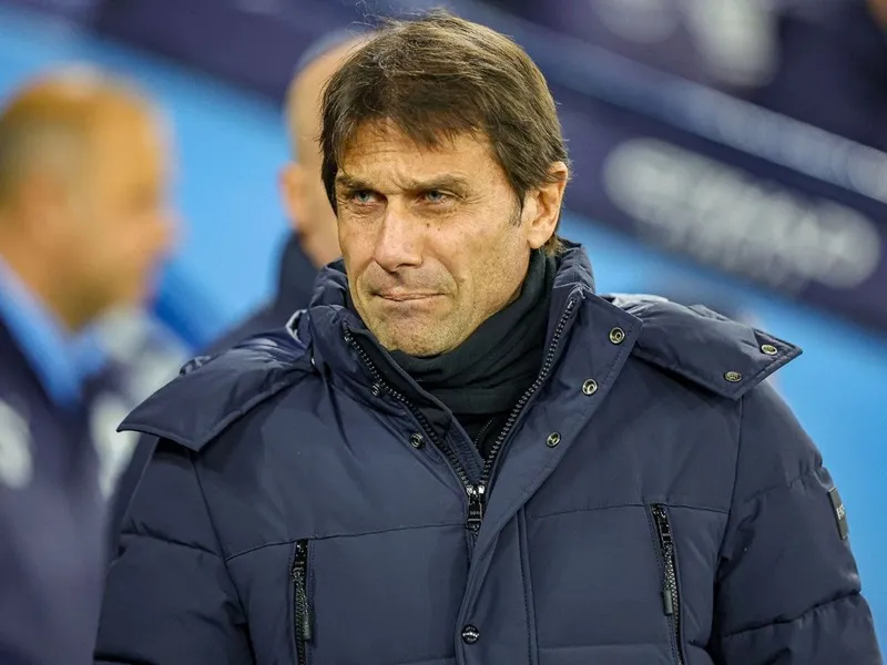 HLV Antonio Conte đã khỏe sau khi phải tiến hành phẫu thuật cắt bỏ túi mật.