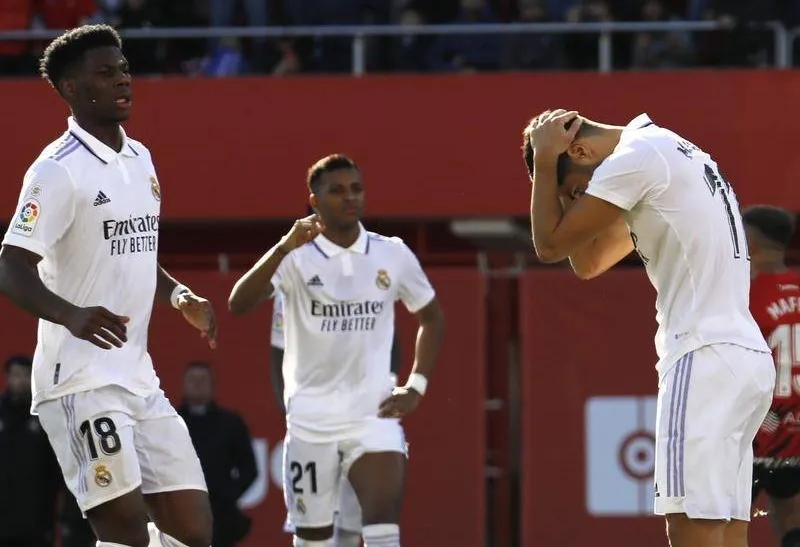 Marco Asensio tiếc nuối khi đá bay cơ hội giành điểm của Real Madrid.