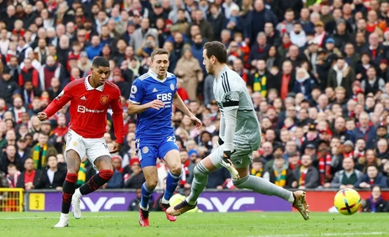 Tiền đạo 25 tuổi người Anh đã ghi 24 bàn trên mọi đấu trường mùa này. Tiền đạo 25 tuổi người Anh đã ghi 24 bàn trên mọi đấu trường mùa này.