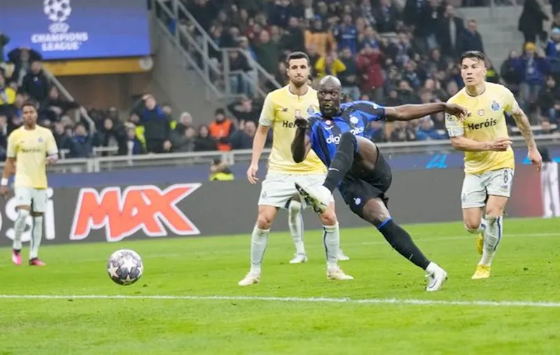 Romelu Lukaku đã ghi bàn muộn giúp Inter Milan giành chiến thắng 1-0 trước Porto.