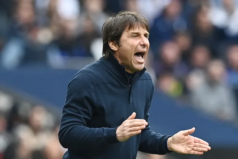 Sự bùng nổ trong phong thái chỉ đạo của HLV Conte giúp xóa tan bầu không khí ảm đạm tại Tottenham.