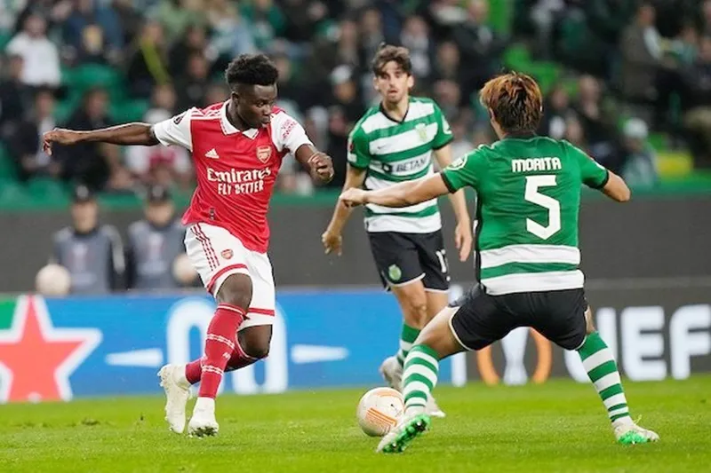 Arsenal đã bị Sporting Lisbon cầm hòa 2-2 trong trận lượt đi vòng 1/8 Europa League. Arsenal đã bị Sporting Lisbon cầm hòa 2-2 trong trận lượt đi vòng 1/8 Europa League.