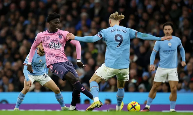 Man.City không còn khiến đối thủ phải rơi vào thế bị động, và luôn sẵn sàng phản kích. 