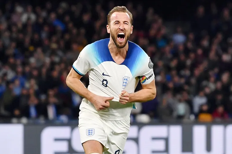 Nhưng quá phi lý khi một cầu thủ như vậy vẫn chưa đoạt được bất kỳ danh hiệu lớn nào trong sự nghiệp. Nhưng quá phi lý khi một cầu thủ như vậy vẫn chưa đoạt được bất kỳ danh hiệu lớn nào trong sự nghiệp.