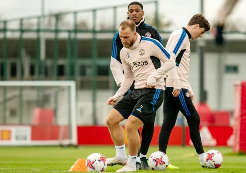 Tiền vệ này đã tập luyện rất tốt sau khi vắng mặt 10 tuần qua.