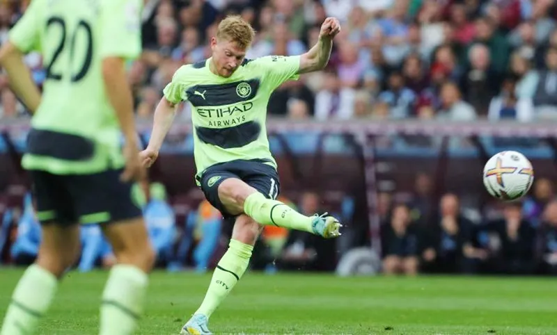 Kevin De Bruyne xứng danh “vua kiến tạo” khi chạm cột mốc 100 nhanh nhất tại Premier League.