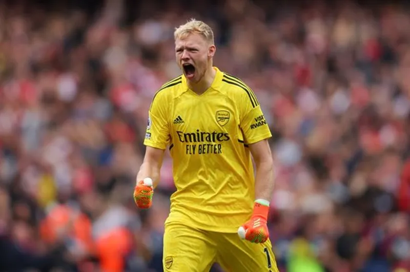 Nhưng tài năng của thủ môn Aaron Ramsdale giúp Pháo thủ tránh một thất bại tại Anfield.