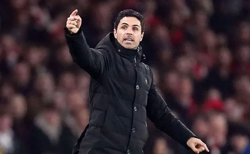 HLV Mikel Arteta đang là mục tiêu săn đón của nhiều CLB lớn giàu tham vọng.