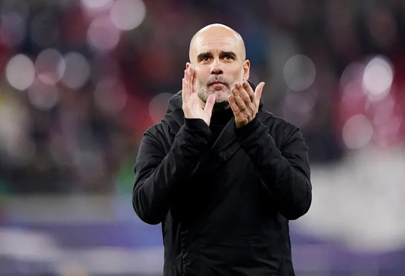 Áp lực vẫn còn đó trên gương mặt Pep Guardiola với thách thức tên Real Madrid ở bán kết.