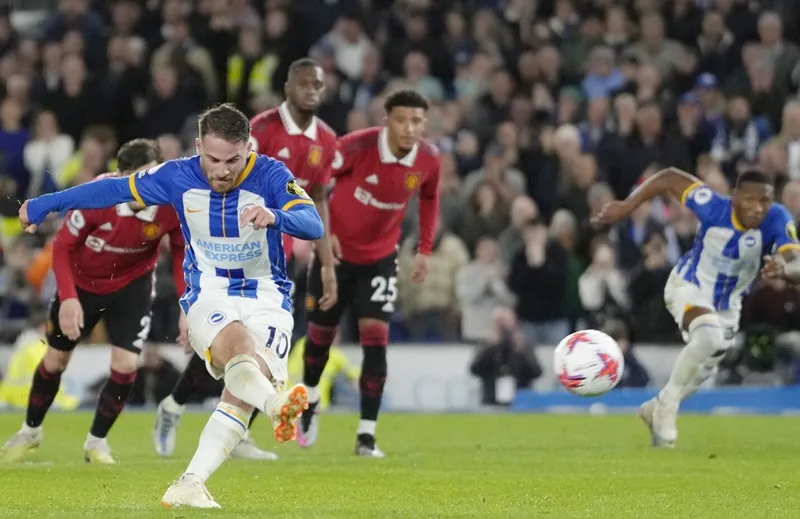 Quả phạt đền ở phút 90+9 của Alexis Mac Allister đã mang về chiến thắng 1-0 cho đội chủ sân Amex. Quả phạt đền ở phút 90+9 của Alexis Mac Allister đã mang về chiến thắng 1-0 cho đội chủ sân Amex.