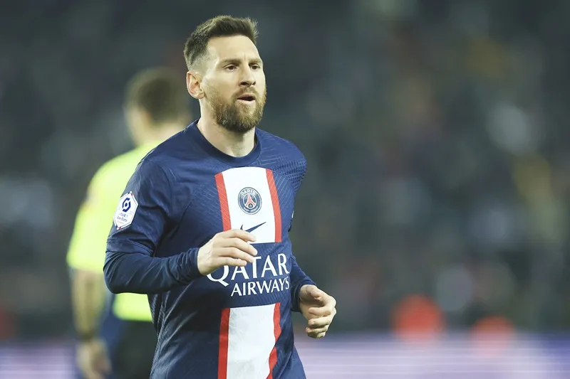 Truyền thông Pháp chỉ ra, Messi không thành công ở PSG là vì anh không có hạnh phúc khi chơi bóng.
