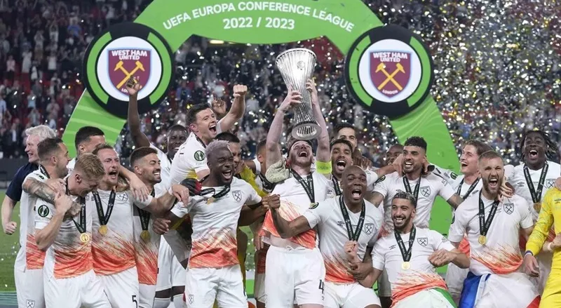 West Ham đã kết thúc 58 năm chờ đợi một chiếc cúp châu Âu.