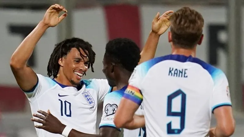 Trent Alexander-Arnold đã tỏa sáng ở trận đấu quốc tế đầu tiên sau một năm. 