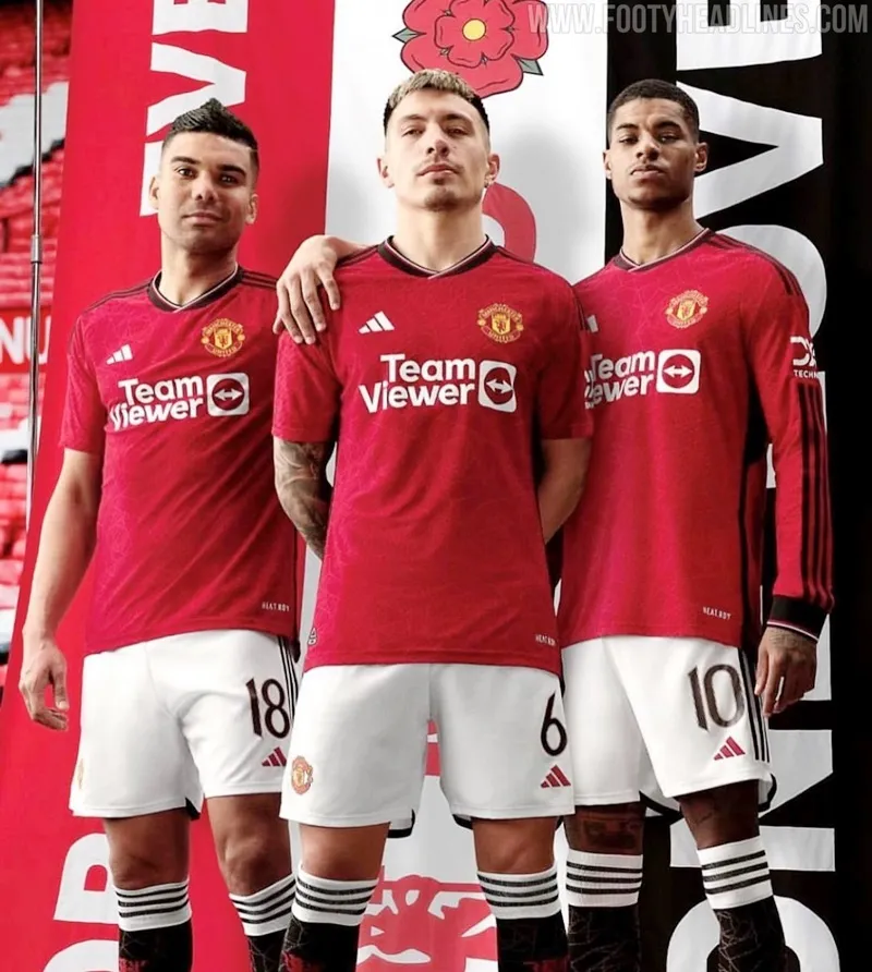 Trang phục thi đấu trên sân nhà mùa giải mới của Quỷ đỏ. Trang phục thi đấu trên sân nhà mùa giải mới của Quỷ đỏ.