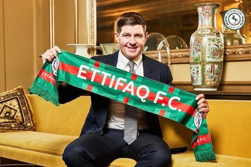 Steven Gerrard vào tốp 4 nhà cầm quân được trả lương cao nhất thế giới nhờ dẫn dắt Al-Ettifaq.