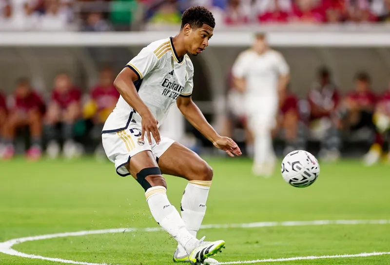 Pha xử lý tinh tế ghi bàn vào lưới Man.United của tân binh đắt giá Jude Bellingham.