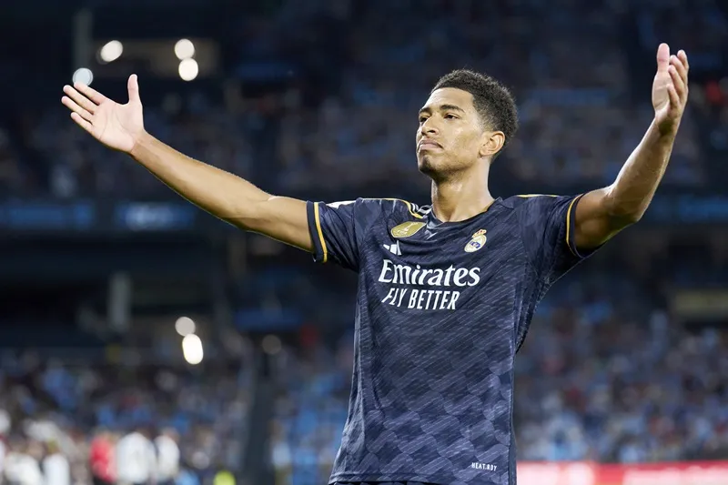 Jude Bellingham dù tỏa sáng nhưng không một đội bóng nào đi dựa vào một tiền vệ làm thay công việc ghi bàn. Jude Bellingham dù tỏa sáng nhưng không một đội bóng nào đi dựa vào một tiền vệ làm thay công việc ghi bàn.