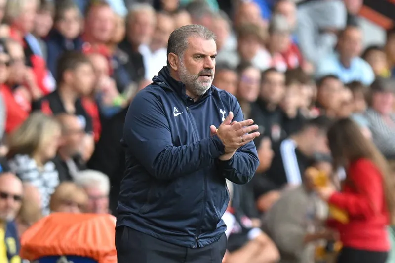 Tân HLV Ange Postecoglou giúp Tottenham khởi đầu bất bại sau 4 vòng đấu Premier League.