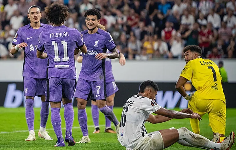 Liverpool đánh dấu sự trở lại Europa League bằng chiến thắng 3-1 trước LASK.