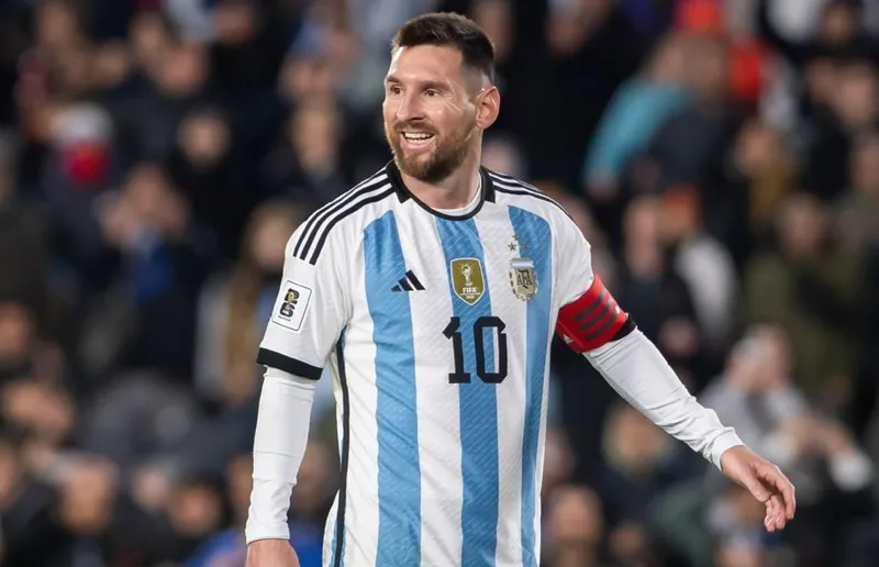 Lionel Messi vẫn được triệu tập lên tuyển Argentina dù không thi đấu trong nửa tháng qua cho Inter Miami.