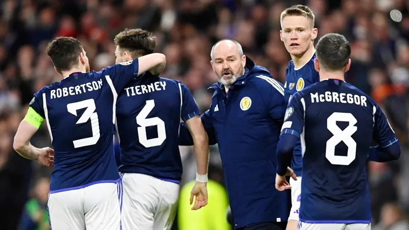 HLV Steve Clarke sẽ đưa Scotland dự kỳ Euro thứ 2 liên tiếp nếu tránh được thất bại tại Tây Ban Nha.