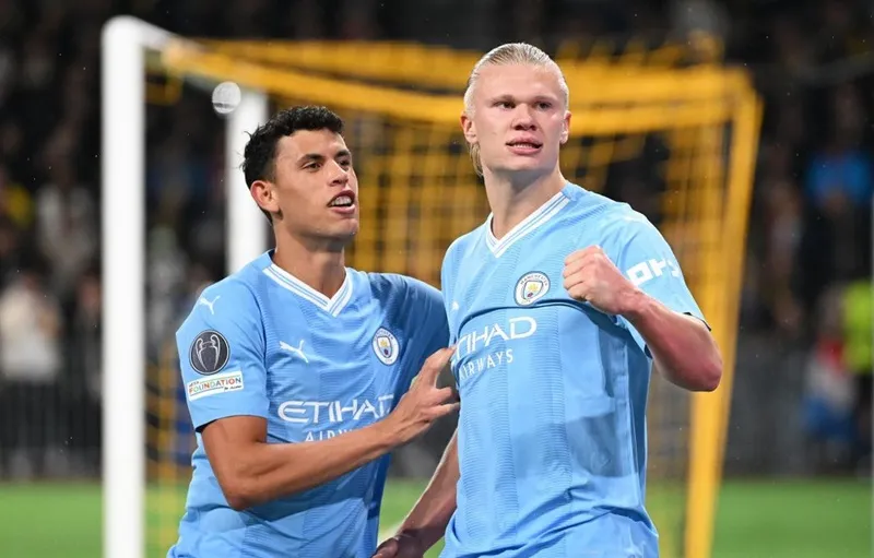 Erling Haaland ghi cú đúp trong chiến thắng 3-1 của đương kim vô địch Man.City trước Young Boys.