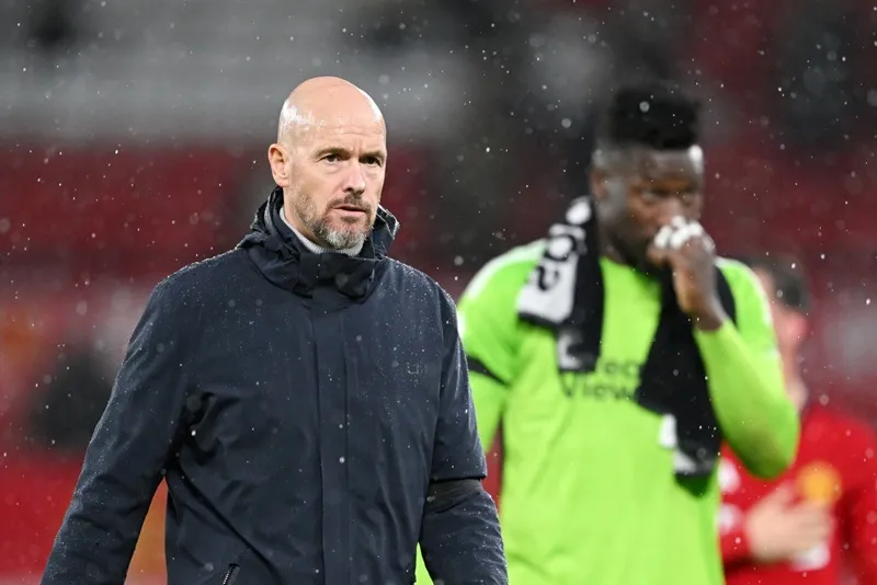 HLV Erik ten Hag thừa nhận vừa trải qua một trong những ngày tồi tệ nhất trong 18 tháng dẫn dắt Man.United.