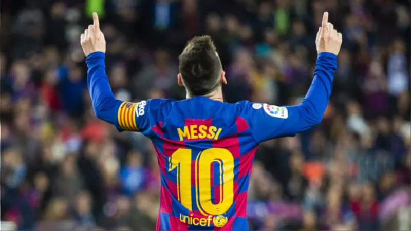 Lionel Messi cảm thấy bản thân xứng đáng có cơ hội để nói lời tạm biệt nghiêm túc với người hâm mộ và CLB cũ Barcelona