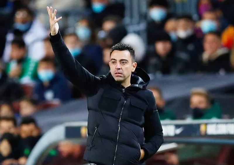 HLV Xavi Hernandez cảnh báo Barcelona có nguy cơ lún sâu vào một giai đoạn khủng hoảng.