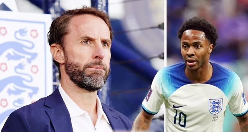 HLV Gareth Southgate khẳng định “cánh cửa đang mở” cho Raheem Sterling.