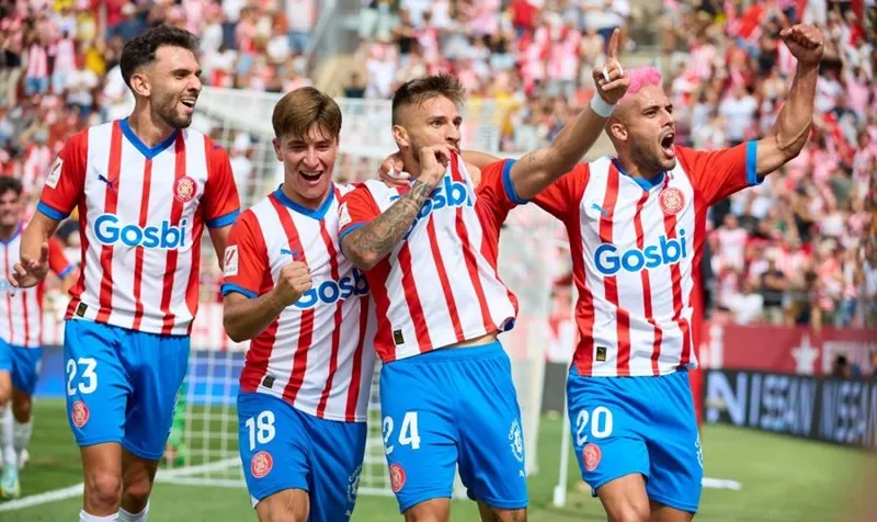 Girona muốn tiếp tục bay bổng với chiến thắng tiếp theo và vị trí dẫn đầu sau 1/3 chặng đường.