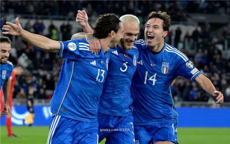 Italy đánh bại Bắc Macedonia 5-2 để đảm bảo rằng chỉ cần một trận hòa trước Ukraine vào thứ Hai là giành vé.