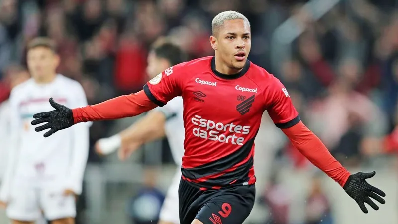 Tiền đạo Vitor Roque sẽ gia nhập Barcelona vào tháng Giêng.