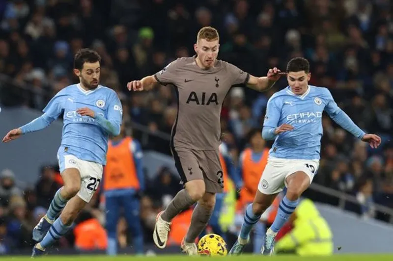 Những vị trí thay thế Ilkay Gundogan và Kevin De Bruyne rõ ràng chưa đáp ứng kỳ vọng. liverpool-3202.jpg