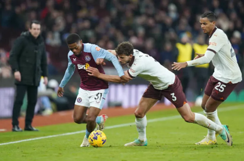 Aston Villa có thể ghi một chiến thắng lớn hơn sau khi lấn át Man.City tại Villa Park. emery-3424.png