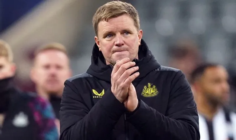 HLV Eddie Howe cho biết ông và đội bóng đều bị “tàn phá” khi chia tay sớm Champions League và châu Âu.