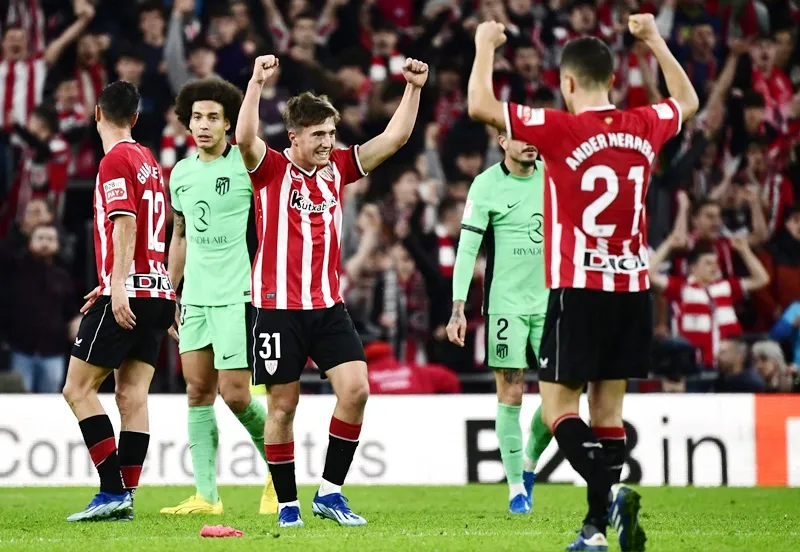 Atletico Madrid thậm chí còn tệ hơn khi thua 0-2 trước Athletic Bilbao. nico-williams-9422.jpg