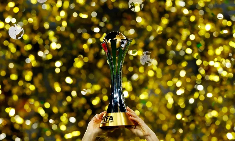 Trận đầu tiên của Man.City tại FIFA Club World Cup là đối đầu Urawa Red Diamonds trong trận bán kết 2. urawa-red-diamonds-1977.jpg