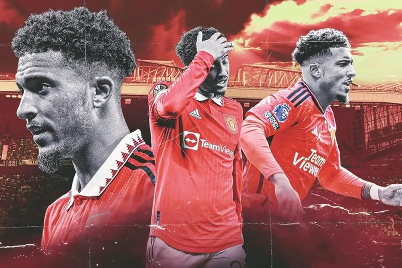 Jadon Sancho đã bị HLV Erik ten Hag trục xuất khỏi đội một Man.United từ tháng 9. sancho-1320.jpg