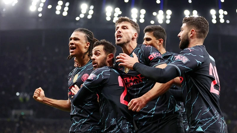 Man.City thắng 1-0 trên sân Tottenham để tiến vào vòng 5 và tiếp tục hành trình bảo vệ danh hiệu FA Cup.